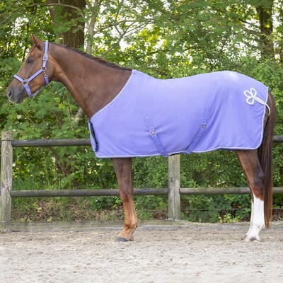 QHP Fleece Rug with ornament