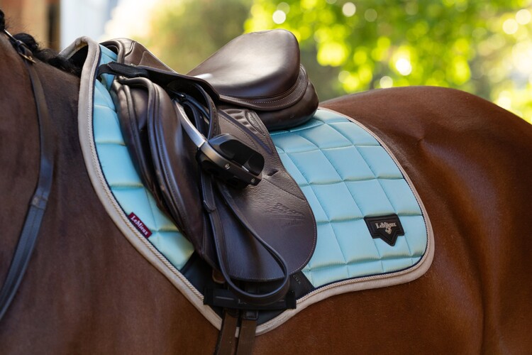 LeMieux Loire Classic Close Contact Zadeldek