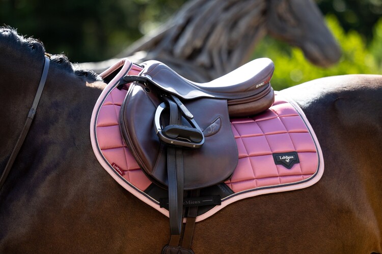 LeMieux Loire Classic Close Contact Zadeldek