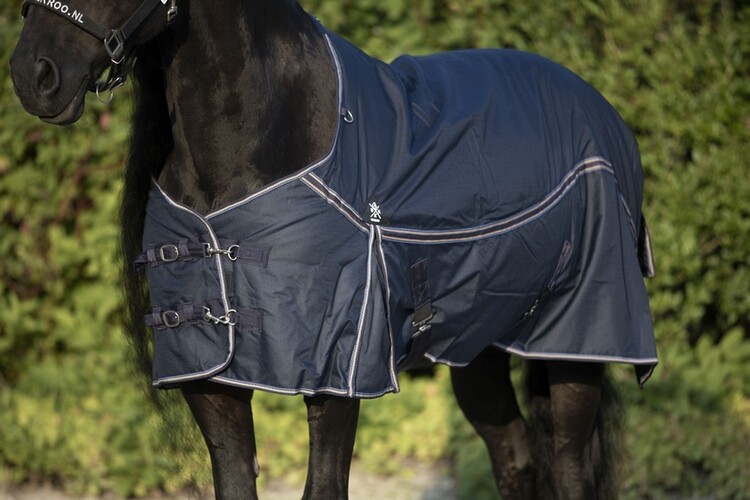 DKR Sports Outdoordeken Big Neck 150grs