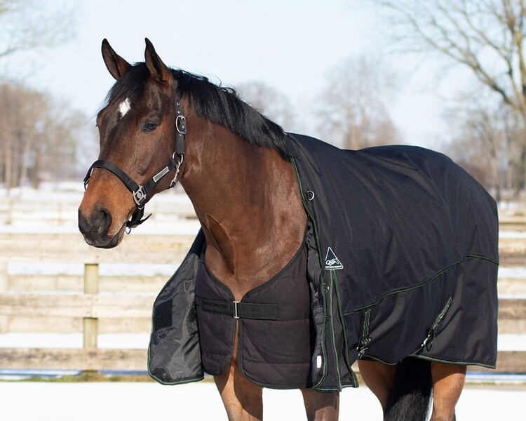QHP Turnout Combo Set met onderdeken en hals