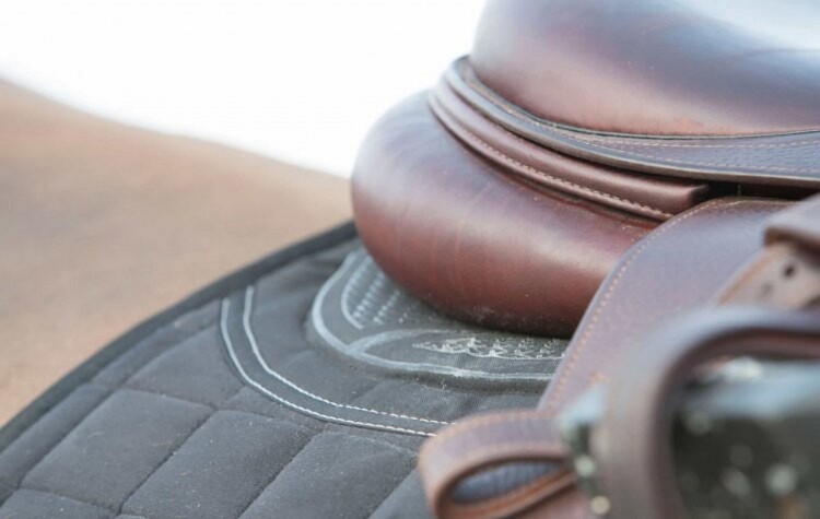 LeMieux Zadeldek X-grip EuroJump Square