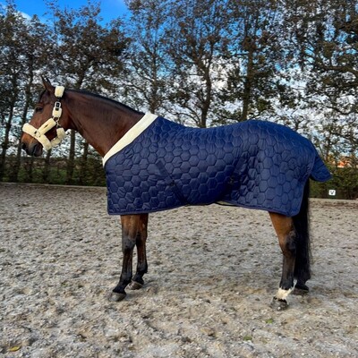 DKR Sports Stable Rug Cosy Comfort